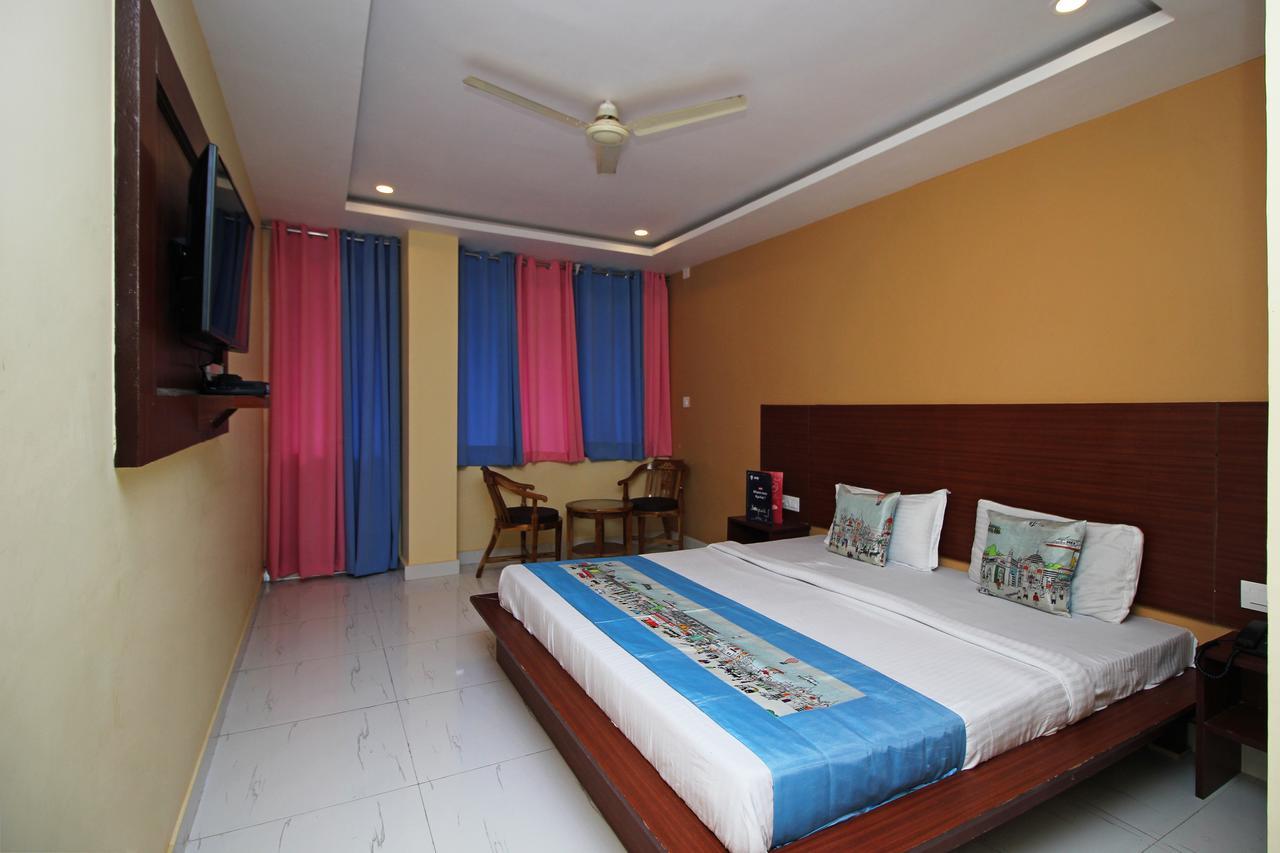 Oyo 8944 Hotel Red Carpet Dharamshala Exterior photo